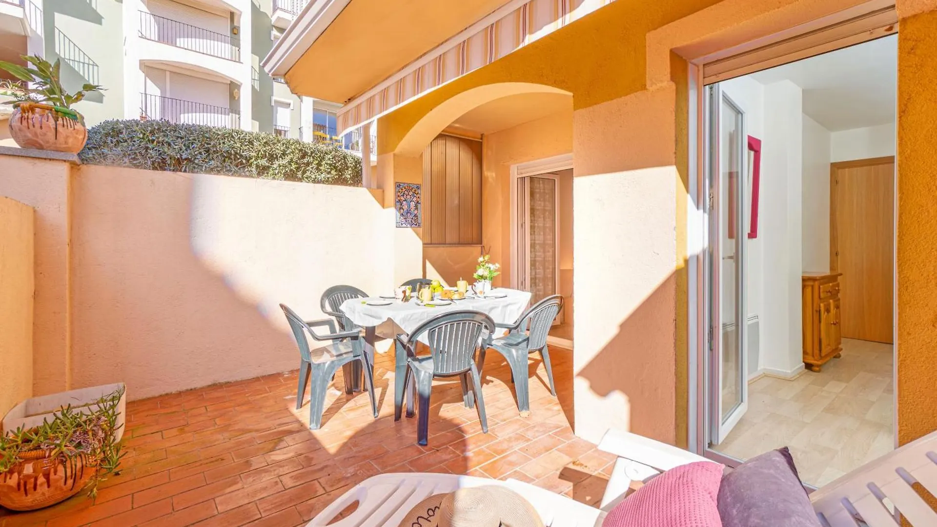 Apart-Rent Apartment Gran Reserva 0054 Empuriabrava
